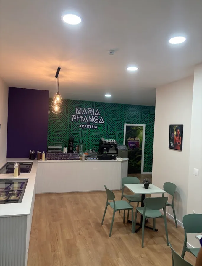 Interior da loja Maria Pitanga em Santa Maria da Feira